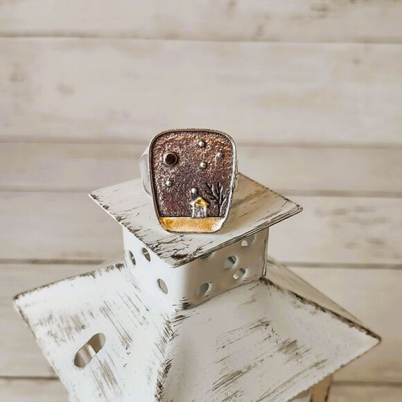 NEW Big Bold Silvertone Ring, Night Scene w/Scroll Work on Band Size 8 - Picture 1 of 5